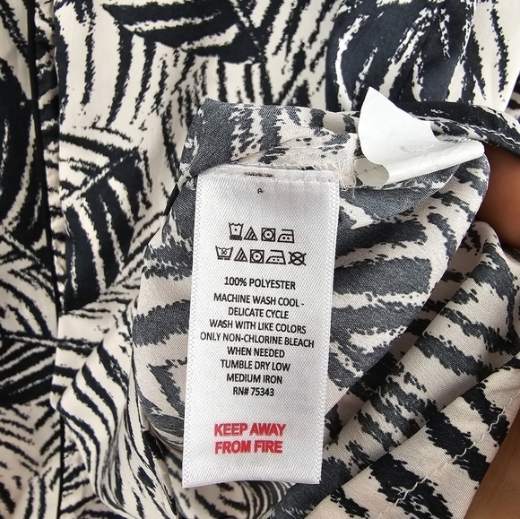 CYNTHIA‎ ROWLEY Sleepwear Palm Print Button-up Nightshirt Black Women’s Size M - Picture 13 of 13
